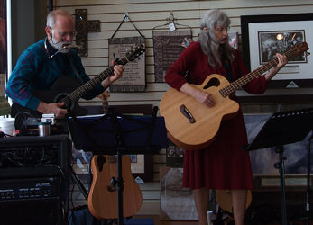 Lemstone books and gifts in Algonquin